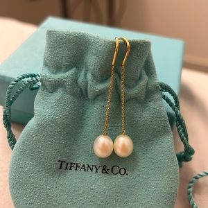 Tiffany Pearls by the Yard™ Chain Earrings by Elsa Peretti